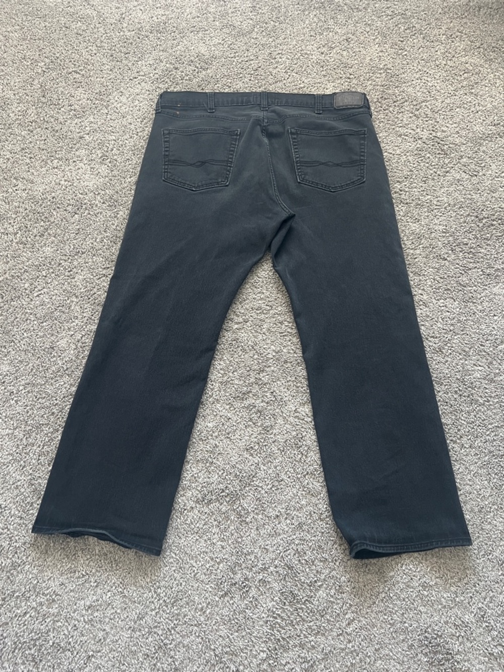 DENIZEN from Levi's Men's 285 Relaxed Fit Black Straight-Leg Jeans - Size 38x30 - Picture 2 of 10